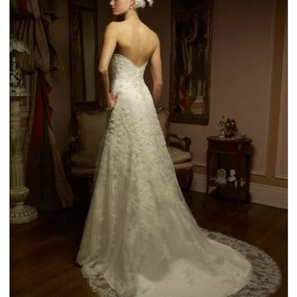 Casablanca wedding dress - Picture 2 of 9